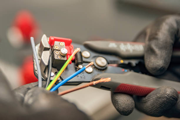 Best Industrial Electrical Services  in Brookings, OR