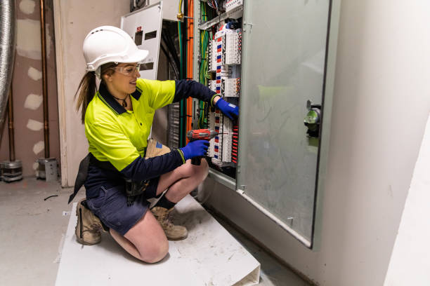 Best Electrical Outlet Repair  in Brookings, OR